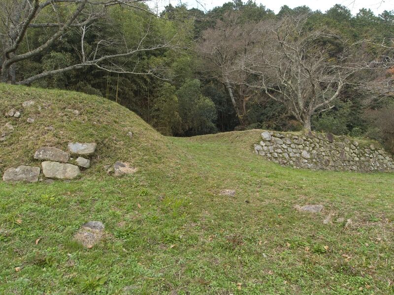 File:Azuchi east61.jpg