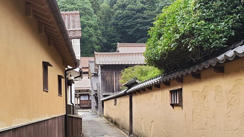 File:OhmoriDaikanshoMuneokaBukeyashiki (3).jpg