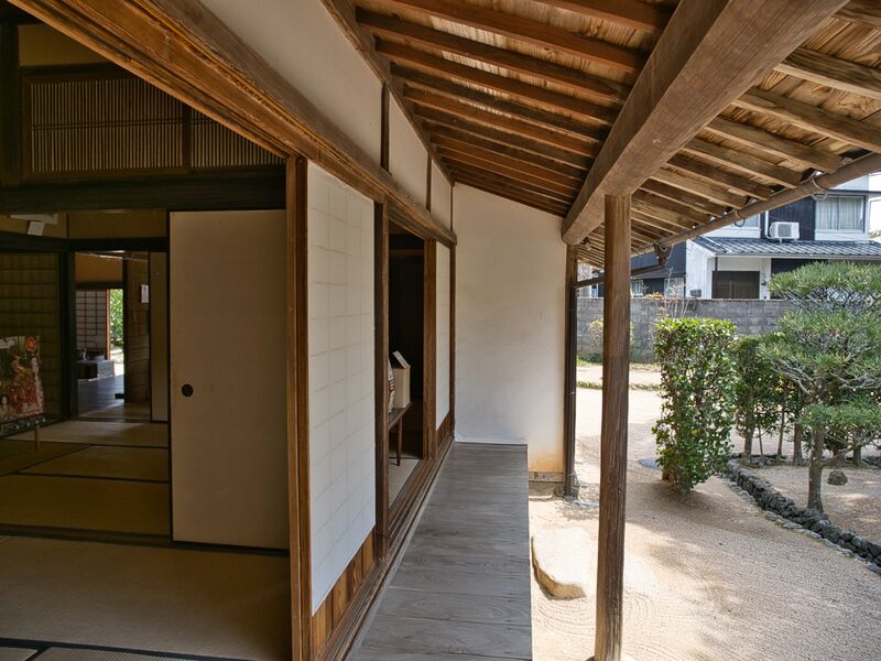 File:Hagikuchiba14.jpg
