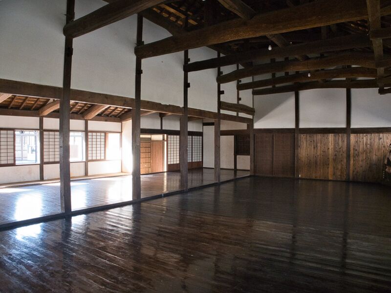 File:Hagitownmeirinkan11.jpg