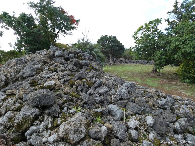 File:Chinaha Castle RaymondW 803.jpg