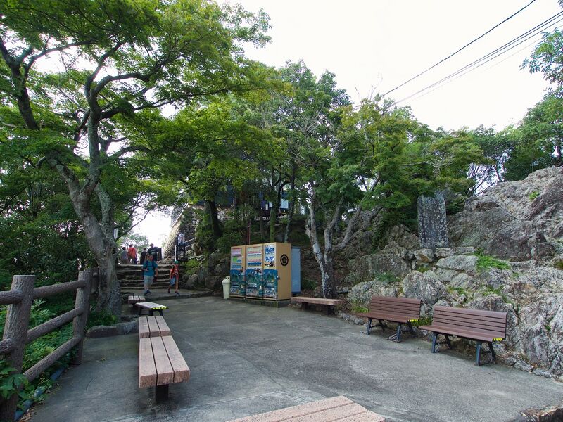 File:Gifu25.jpg
