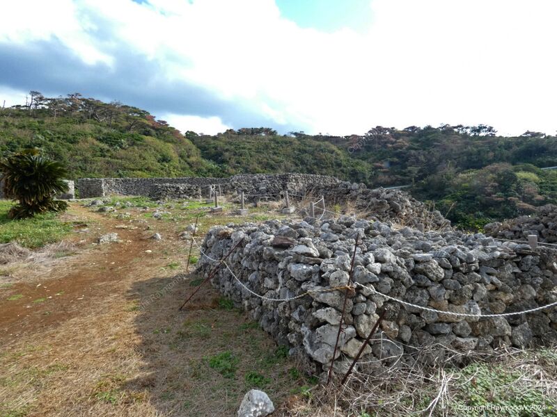 File:Gushikawa Castle Kumejima RaymondW 104.jpg