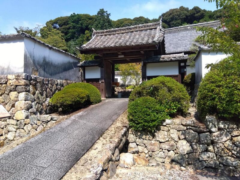 File:YoshidajouIchikuART025.jpg