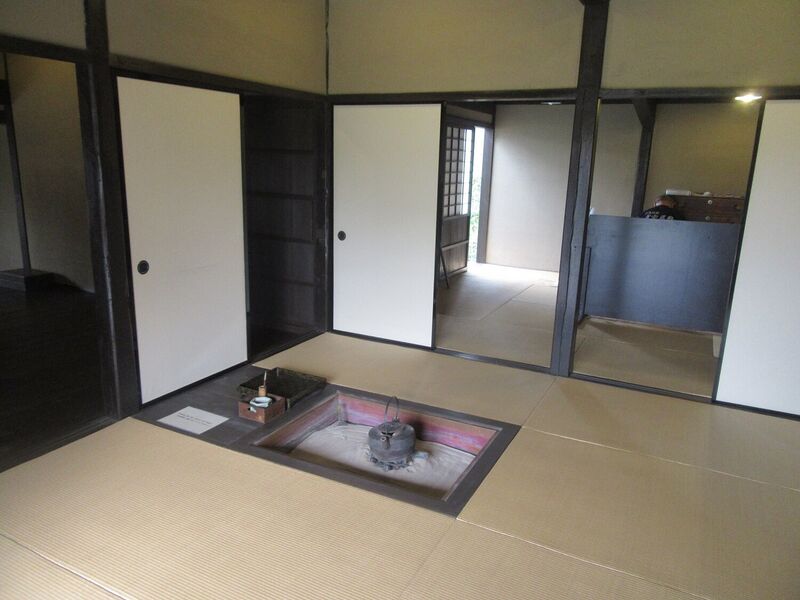File:HirosakijouSasamoriBukeyashiki4.jpg