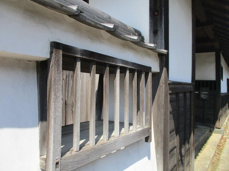 File:IseKameyamajouKatouBukeyashiki (7).jpg
