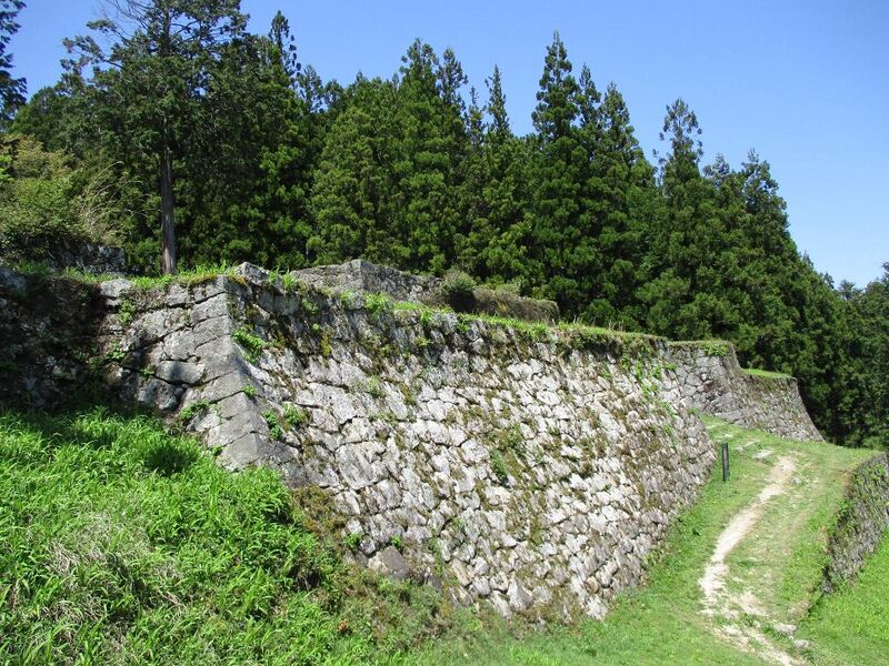 File:IwamurajouRokudanheki903.jpg